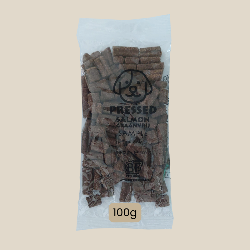 Muestra de croquetas prensadas (100 g) para perros con problemas de piel/alergias (salmón)