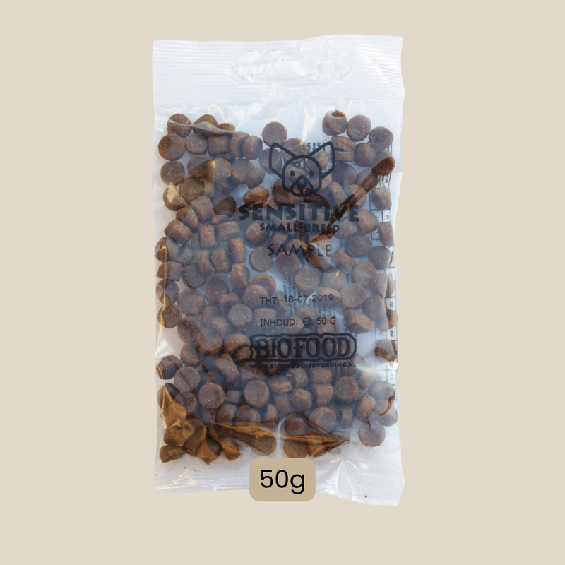 Muestra de croquetas extruidas (50 g) para perros de menos de 10 kg con digestión sensible (adulto-pollo)